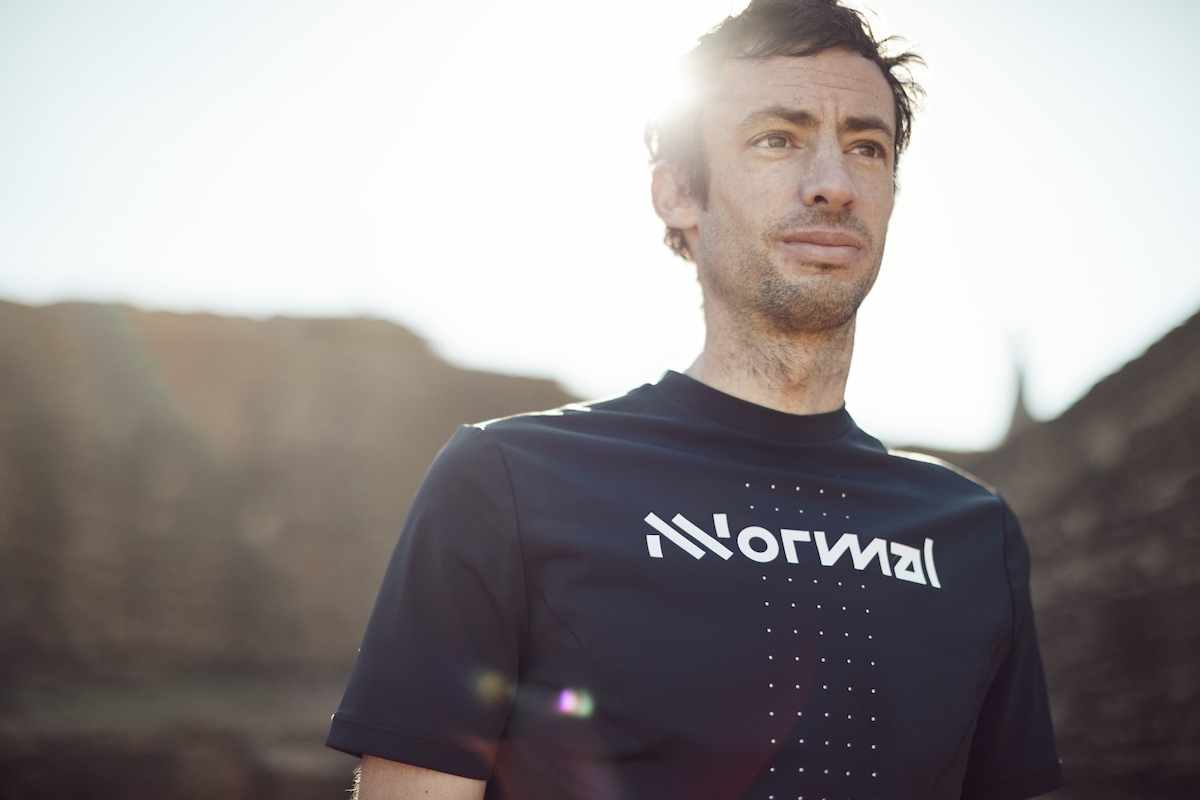 Kilian Jornet przedstawia nową markę NNormal (źródło: https://www.kilianjornet.cat/en/blog/nnormal-new-adventure)