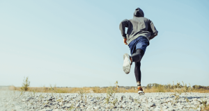 Jak zacząć biegać od zera: Kompletny przewodnik dla początkujących biegaczy