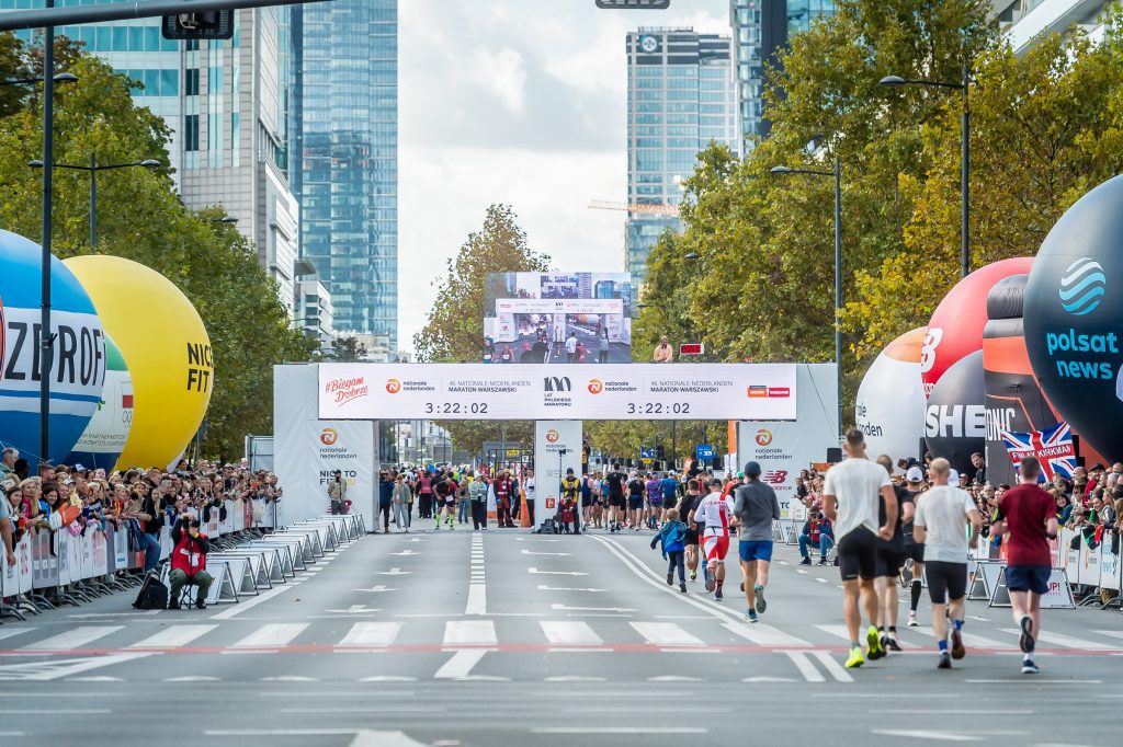 Rekordowy 47. Nationale-Nederlanden Maraton Warszawski – święto biegania w sercu stolicy 12 fot. Sportografia 1