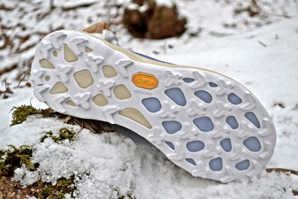 Zdjęcie nr 7. Jeszcze lepsza przyczepność do pewnego pokonywania szybkich zbiegów