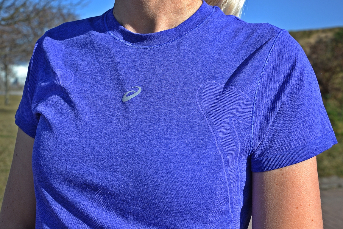 Lekka i przewiewna koszulka bezszwowa